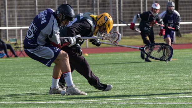 Lacrosse soll nach Eishockey eine der schnellsten Sportarten auf zwei Beinen sein