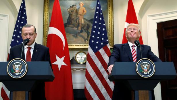 Erdogan (l.) und Trump im Weißen Haus am 16. Mai 2017.