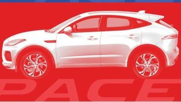 Ein weißer Jaguar E-Pace vor einem roten Hintergrund.