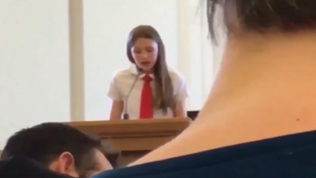 Mormonen: 12-Jährige outet sich, Mikro wird abgedreht