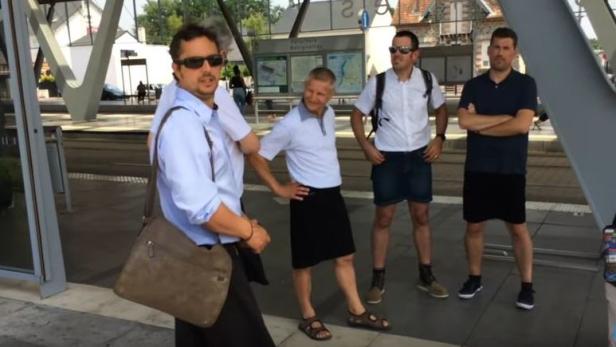 Im Rock zur Arbeit: Busfahrer pfeifen auf Dresscode