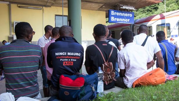 ÖVP-Chef Kurz will Brenner-Grenze schützen, sollten vermehrt Flüchtlinge kommen.