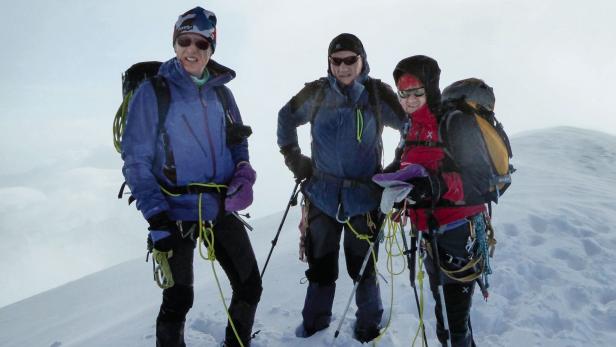 Am Gipfel des Mont Blanc: Schoitsch, Gallautz (Mitte) und Druml