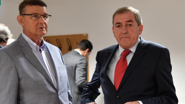 Ex-LHStv. Othmar Raus (SPÖ) und Bürgermeister Heinz Schaden (re, SPÖ)