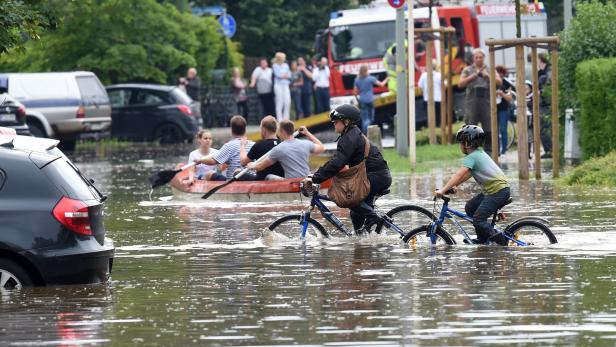 Überschwemmungen im deutschen Wolfenbüttel.