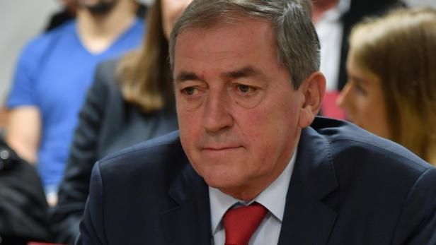 Bürgermeister Heinz Schaden (SPÖ) beim Prozess am Freitag