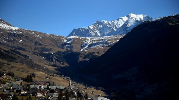 Blick von der französischen Seite auf den Mont Blanc.