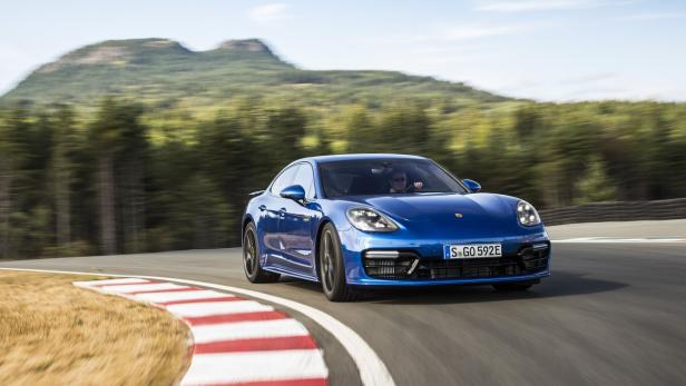 Porsche Panamera Turbo S E-Hybrid