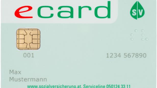 Eine österreichische E-Card der Sozialversicherung mit Chip und Blindenschrift.