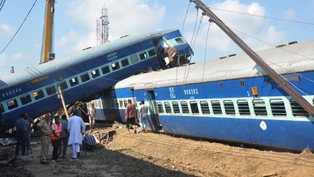 Mindestens 23 Tote bei Bahnunglück in Indien