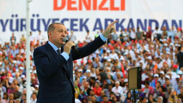 Krise zwischen Berlin und Ankara: "Neuer Tiefpunkt"