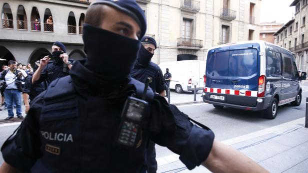 Barcelona: Terrorzelle hortete 120 Gasflaschen für Anschläge