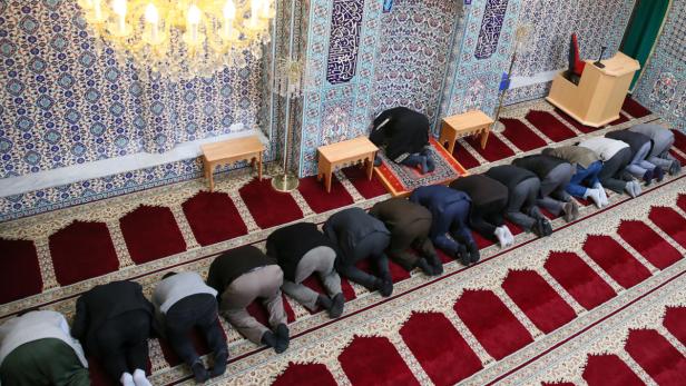 ​Eine Moschee in Wien: Jeder vierte Muslim sieht sich als hochreligiös an