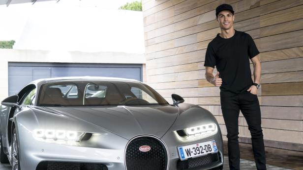 Cristiano Ronaldo und sein Bugatti Chiron