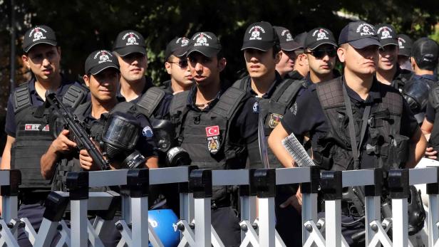 Türkische Polizisten (Symbolfoto)