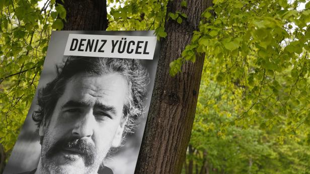 Mehr als 200 Tage in U-Haft: der deutsche Journalist Deniz Yücel