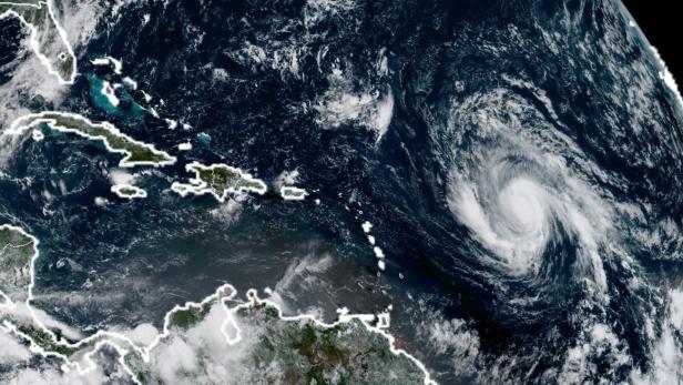 Irma wurde zum Sturm der Kategorie 3 hochgestuft
