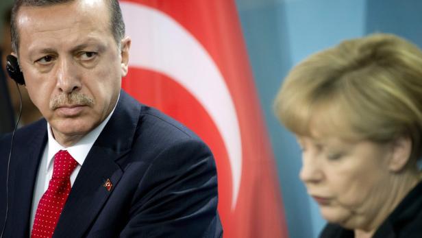 Erdogan und Merkel.