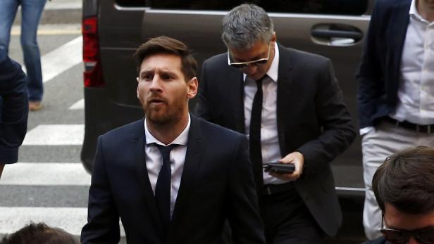 Ein treuer Begleiter: Jorge Horacio Messi hält seinem Sohn Lionel immer den Rücken.