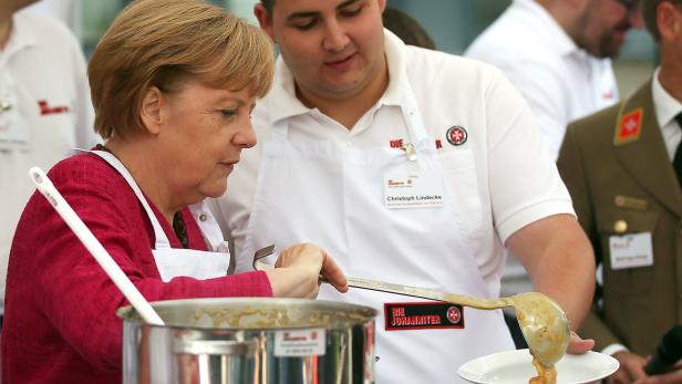 Merkel isst - und kocht - gern Suppe