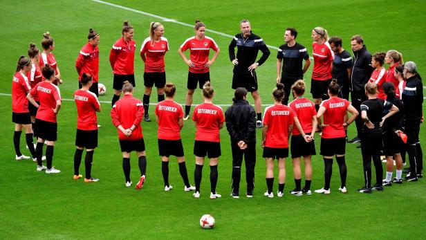 Die Truppe von Dominik Thalhammer erwarten demnächst neue Aufgaben.