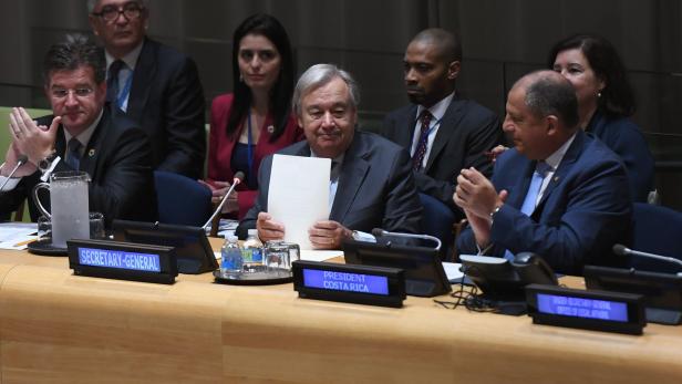 UNO-Generalsekretär António Guterres bei der Eröffnung der Unterzeichnungszeremonie