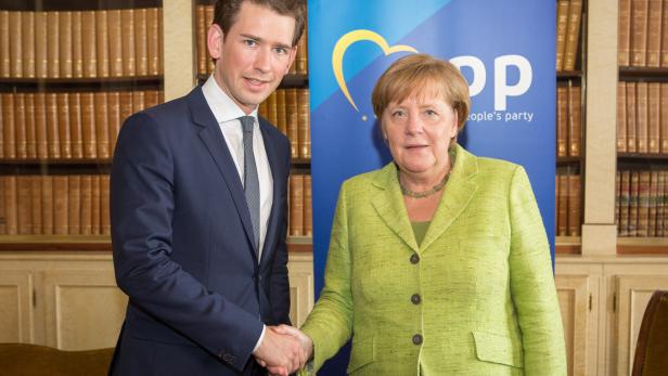 In Talkshows mag man seinen markigen Stil, im Kanzleramt weniger: VP-Chef Kurz und Kanzlerin Merkel