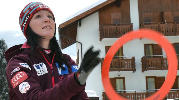 Schmerzhafter Ausfall: Springerin Seifriedsberger fehlt in Sotschi.