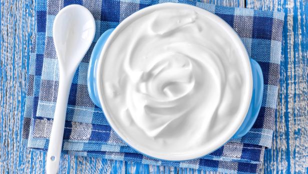 Joghurts gehören zu den Sauermilchprodukten.