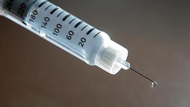 Polizisten verschickten Drogenspritzen: Infektionen mit Hepatitis C