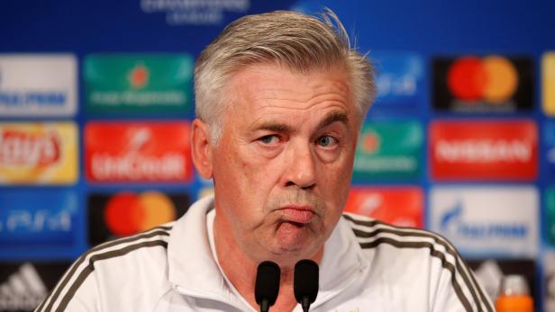 Carlo Ancelotti missfällt die Bayern-Strategie.