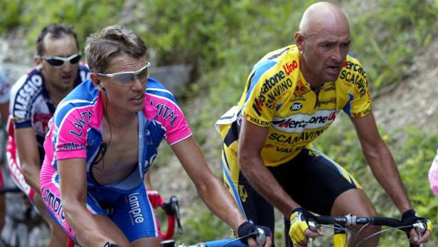 Doper: Rumsas Senior (li.) und Marco Pantani Schulter an Schulter beim Giro 2003