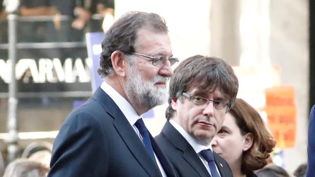 Unversöhnlich: Rajoy und Puigdemont bei einem ihrer seltenen Treffen