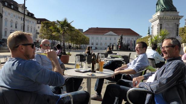 Klagenfurt prüft ein Alkoholverbot im öffentlichen Raum.
