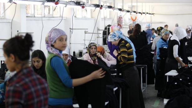 Bis zu 400.000 Flüchtlinge aus Syrien illegal in der Türkei.
