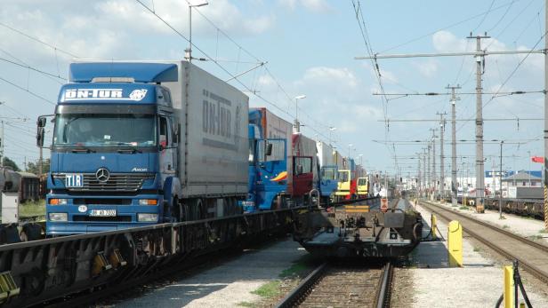 Verlagerung des Güterverkehrs: 650 Mio. Fördergelder für Österreich