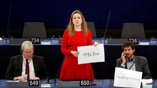 EU-Abgeordnete Terry Reintke bei der Parlamentsdebatte in Strassburg.