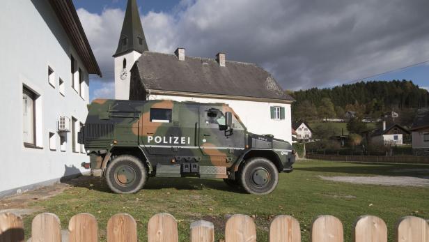 Gepanzertes Polizei-Fahrzeug