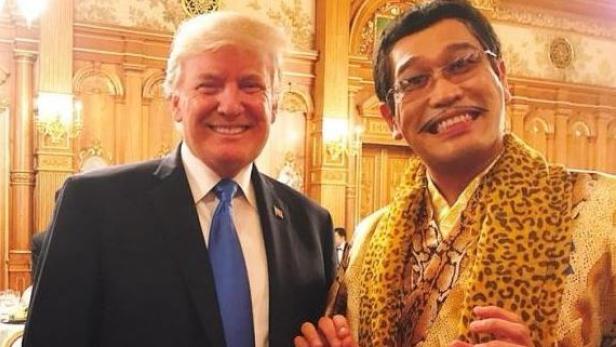 Pen Pineapple Apple Pen: Donald Trump trifft Pikotaro