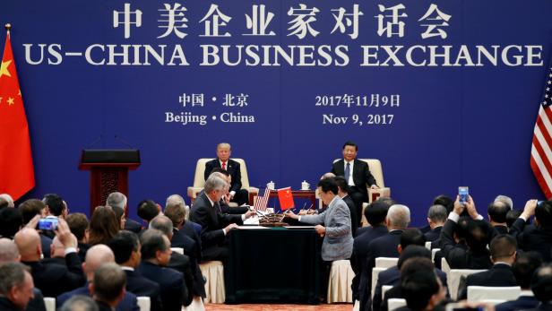 Donald Trump und Chinas Präsident Xi Jinping in Beijing