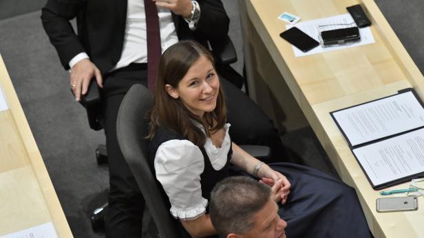 Claudia Plakolm (22), jüngste Abgeordnete im Nationalrat