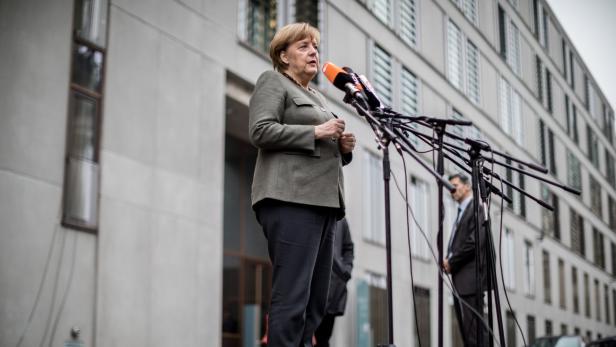 Angela Merkel vor der Fortsetzung der Sondierungsgespräche