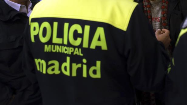 Polizist in Madrid, Symbolbild