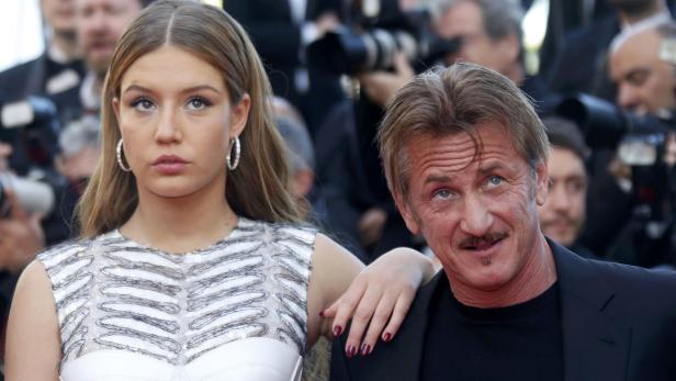Sean Penn - 1,73 m: Wer ist die kleine Begleitung neben diesem feschen Jungstar in Cannes? Kein Geringerer als Hollywood-Star Sean Penn.