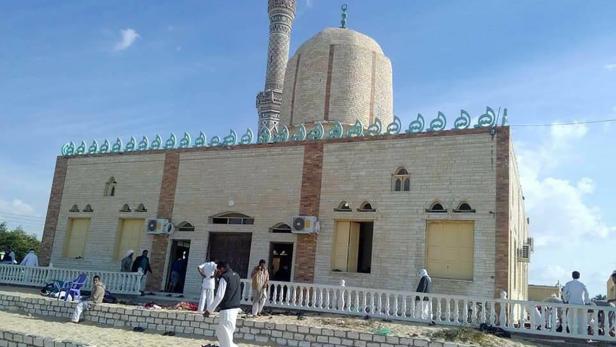 Die al-Rawda-Moschee im Norden der Sinai-Halbinsel