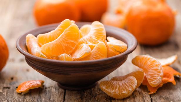 Mandarinen sind leichter zu schälen.