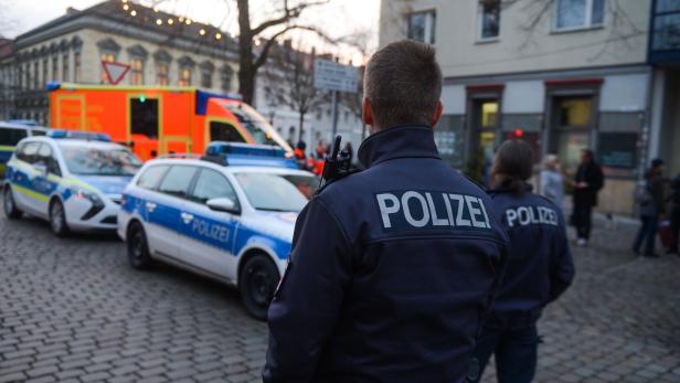 Die Polizei evakuierte einen Weihnachtsmarkt in Potsdam.