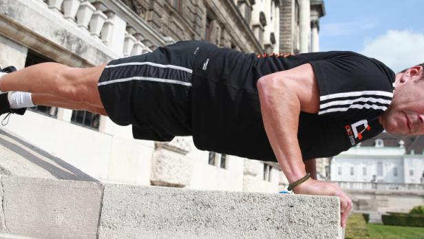 Fitnesstraining mit Uwe Kröger.