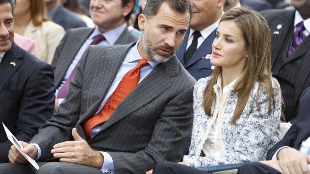 König Felipe und Königin Letizia von Spanien bei einer Veranstaltung.