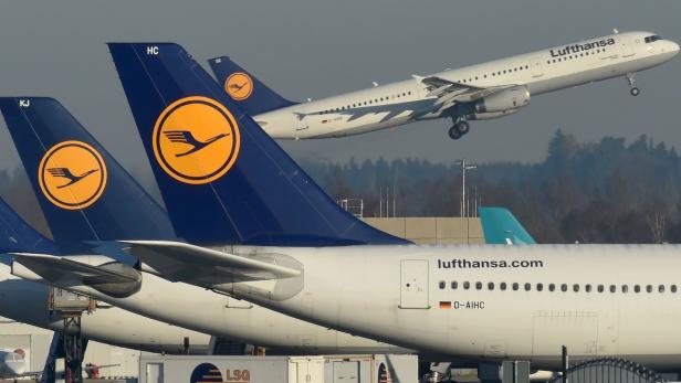 Lufthansa-Piloten nehmen neuen Kollektivvertrag an